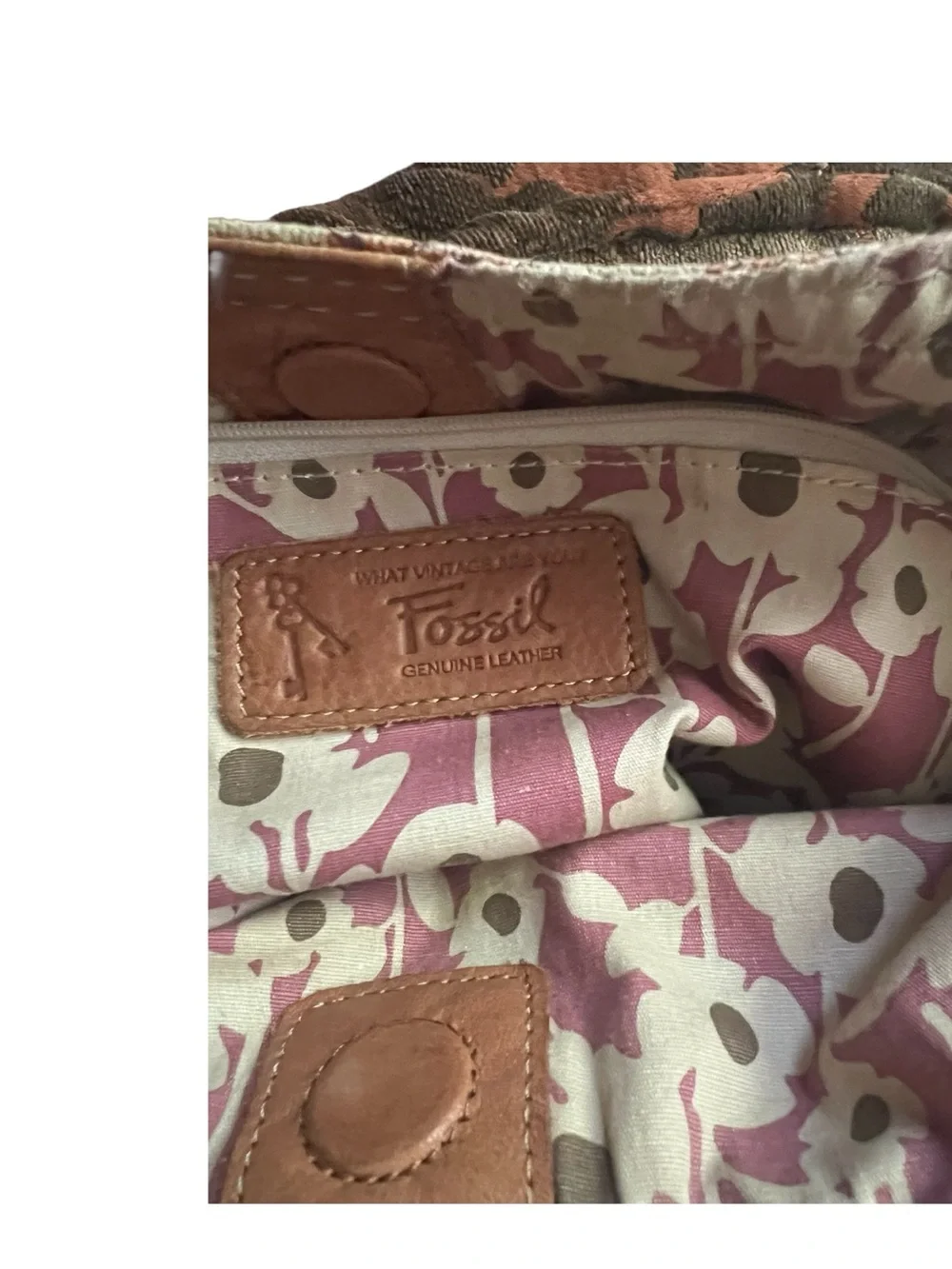 Vintage Fossil Key-Per Floral Canvas Hobo Shoulder Bag with leather accents.